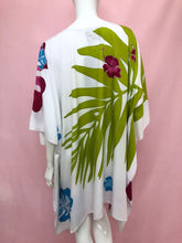 Cargar imagen en el visor de la galería, Thai Tropical Splash Tunics
