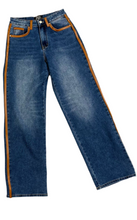 Load image into Gallery viewer, Leather Detail Jeans
