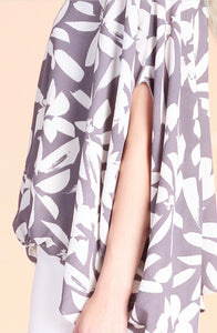 Graphic Daisy Blouson Caftan Top